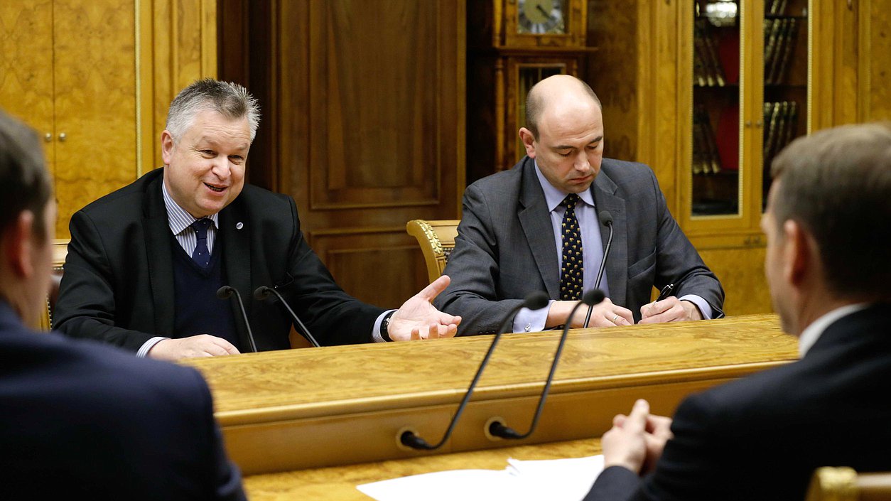 Встреча Председателя Государственной Думы Сергея Нарышкина с Директором Бюро по демократическим институтам и правам человека Организации по безопасности и сотрудничеству в Европе Михаэлем Линком. 