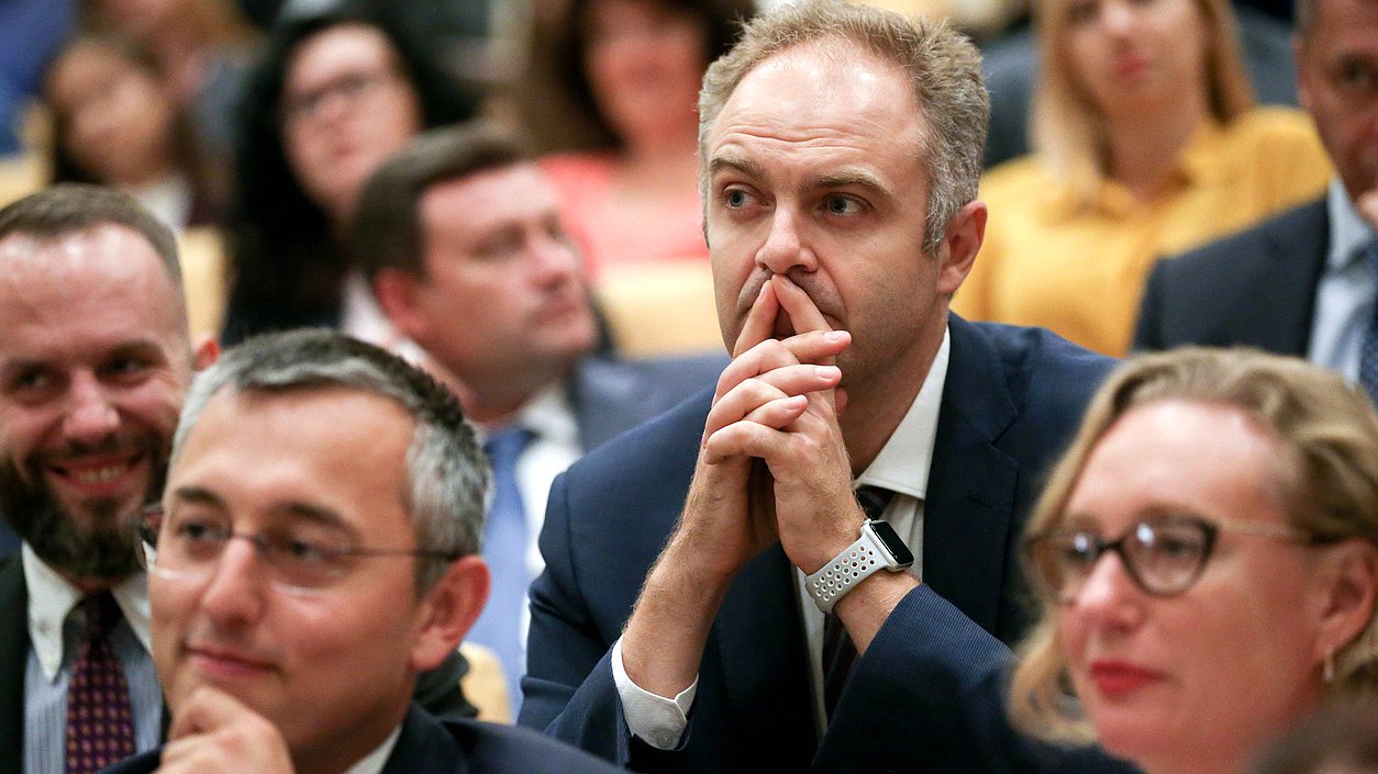 Парламентские слушания на тему: «Совершенствование Федерального закона „Об обязательном страховании гражданской ответственности владельцев транспортных средств“. Законодательный аспект. Тарифная политика»