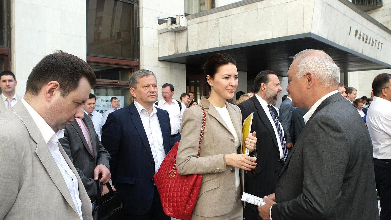   Депутаты и сотрудники Государственной Думы приняли участие в учебных сборах офицеров запаса