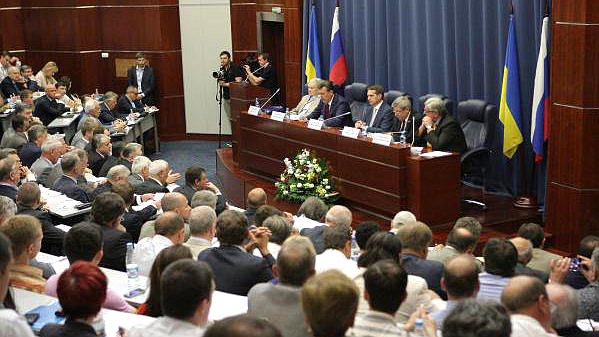Председатель Государственной Думы Сергей Нарышкин открыл совместную конференцию, посвящённую развитию российско-украинских отношений