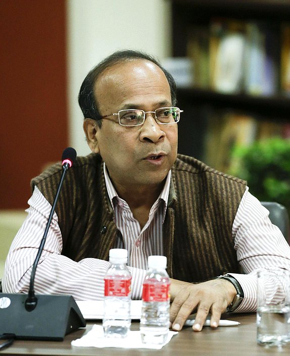 Официальный визит Председателя Государственной Думы Федерального Собрания Российской Федерации С.Е. Нарышкина в Республику Индию. Круглый стол по историко-культурным аспектам отношений между Россией и Индией.