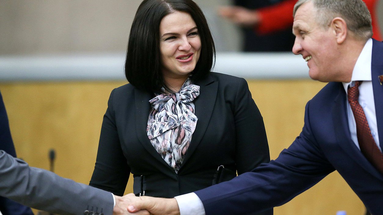 Член Комитета по вопросам семьи, женщин и детей Анна Кувычко