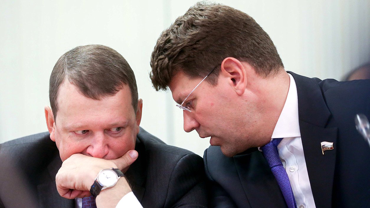 Заместитель Председателя Комитета по экономической политике, промышленности, инновационному развитию и предпринимательству Денис Кравченко
