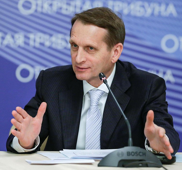 Заседание открытой трибуны на тему: "Цена на нефть и новые возможности российской экономики".