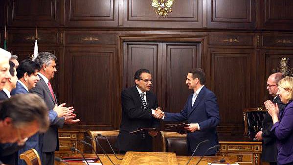 Председатель Государственной Думы Сергей Нарышкин провел встречу с делегацией Палаты депутатов Национального Конгресса Бразилии во главе с её Председателем Энрике Алвесом