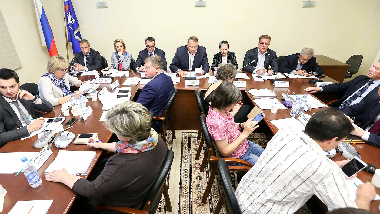 Заседание рабочей группы по защите прав и интересов жителей при реализации программы реновации жилищного фонда г. Москвы