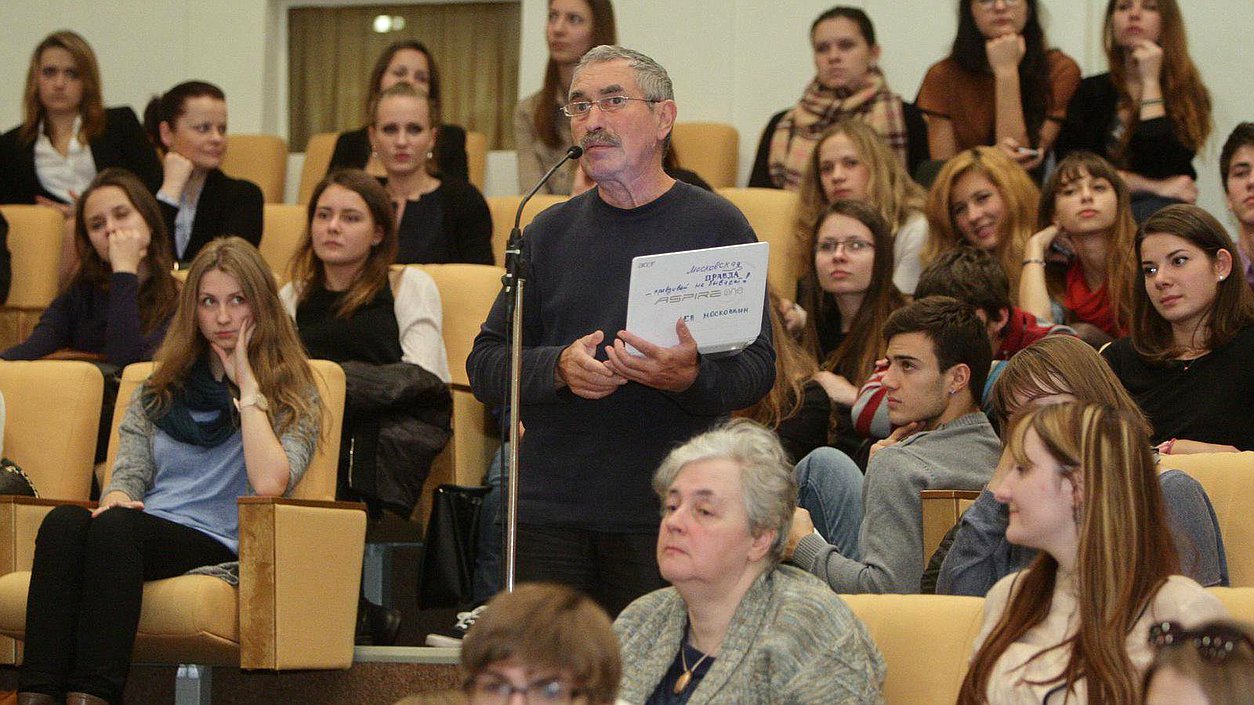   Лекция ректора московского архитектурного института Дмитрия Швидковского.