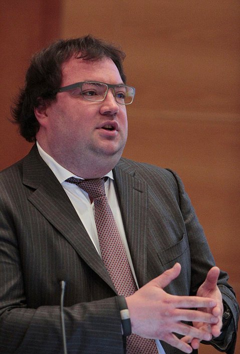 Семинар с участием руководителей пресс-служб законодательных(представительных) и исполнительных органов государственной власти субъектов Российской Федерации, посвящённого 20-летию Федерального Собрания Российской Федерации. Малый зал. Максут Шадаев