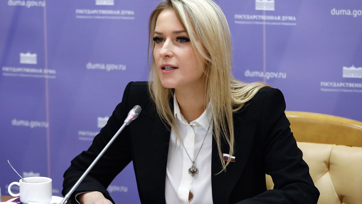 Председатель Комитета по развитию гражданского общества, вопросам общественных и религиозных объединений Яна Лантратова