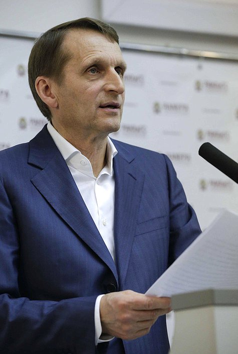 Председатель Государственной Думы С.Е. Нарышкин принял участие в международной образовательной  акции "Тотальный диктант".