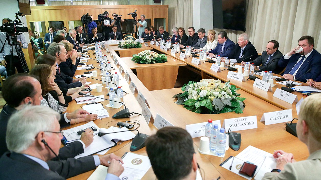 Встреча с участниками российско-американской конференции по контролю над вооружениями