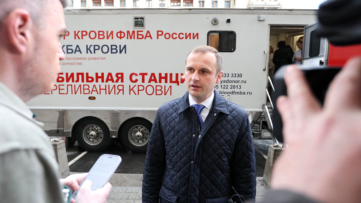 Председатель Комитета по охране здоровья Сергей Леонов