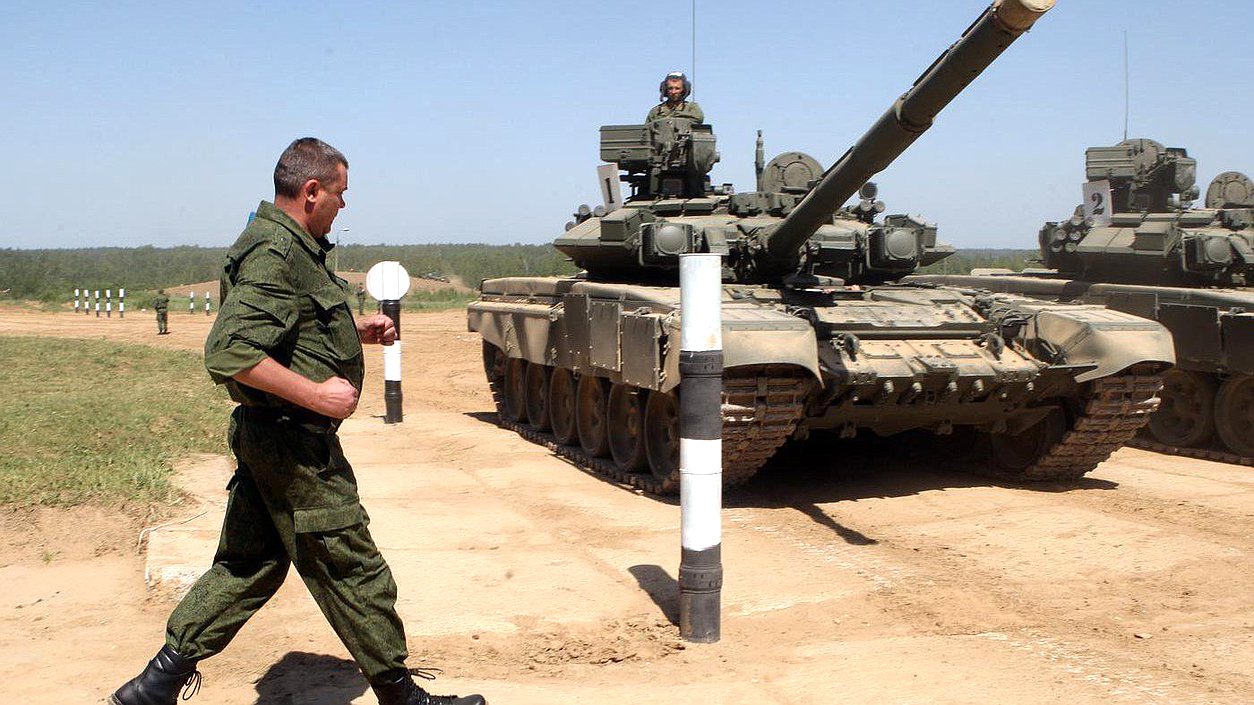   Депутаты и сотрудники Государственной Думы приняли участие в учебных сборах офицеров запаса