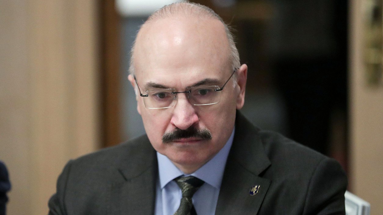 Председатель Комитета по науке и высшему образованию Сергей Кабышев