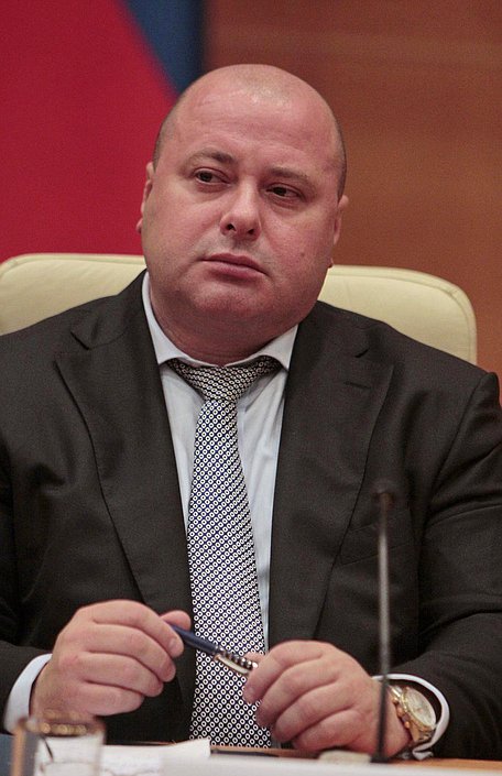 Семинар с участием руководителей пресс-служб законодательных(представительных) и исполнительных органов государственной власти субъектов Российской Федерации, посвящённого 20-летию Федерального Собрания Российской Федерации. Малый зал. Михаил Маркелов