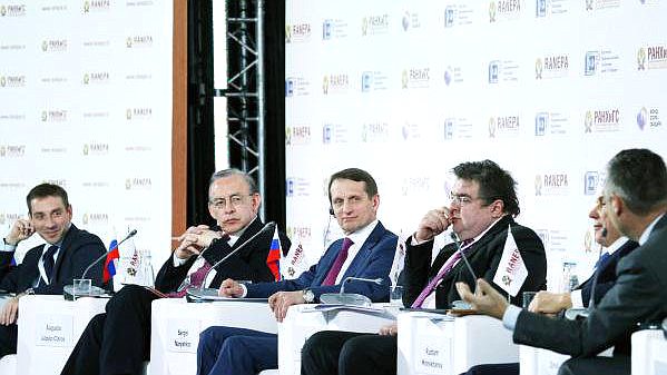 Сергей Нарышкин выступил модератором на пленарной дискуссии «Doing Business in Russia 2.0», проходящей в рамках Гайдаровского форума - 2014