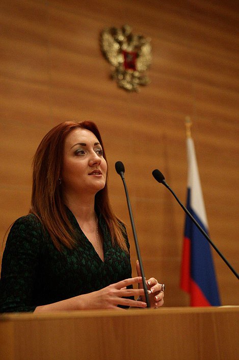 Специальное заседание Общественной молодёжной палаты при Государственной Думе. Наталья Кувшинова.