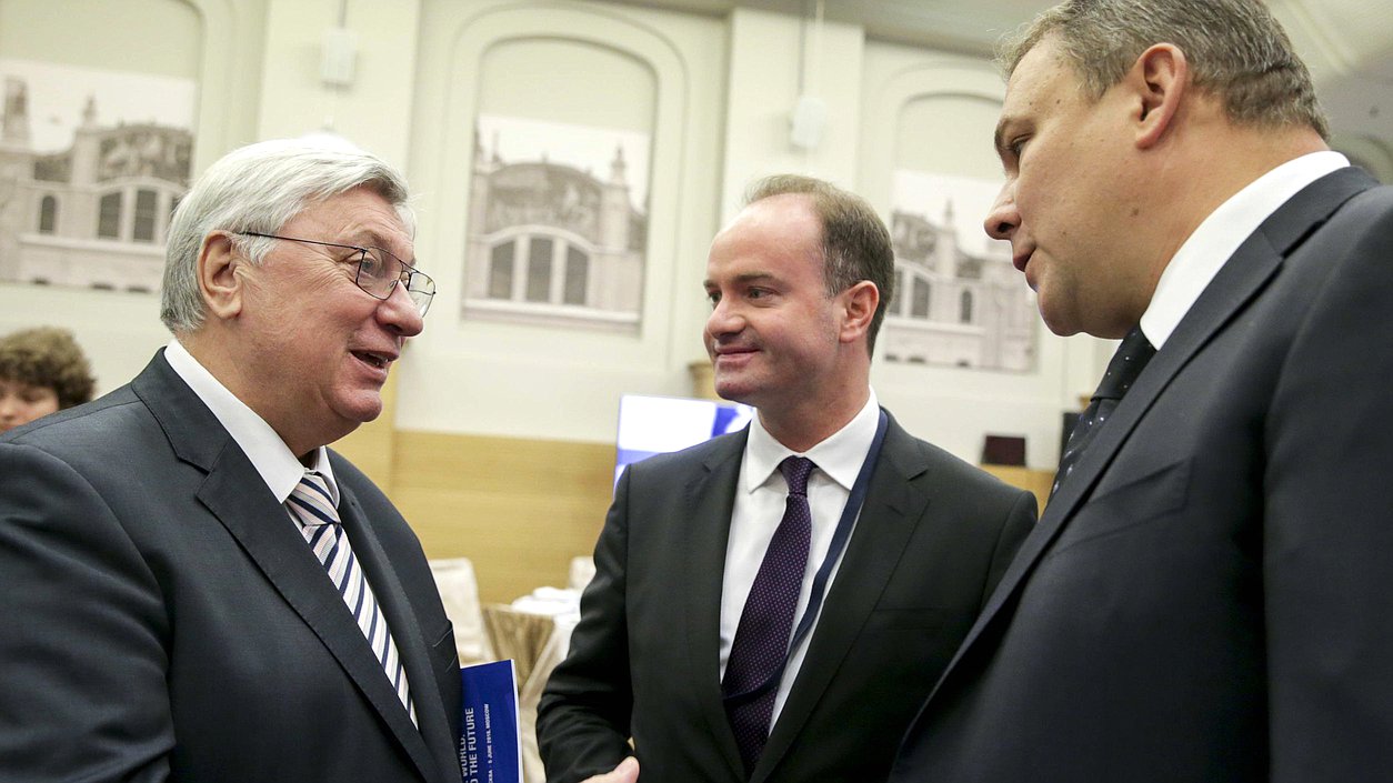 Rector of Moscow's State Institute of International Relations Anatoly Torkunov, General Secretary of the Cyber-Security Council — Germany Hans-Wilhelm Dünn and Deputy Chairman of the State Duma Petr Tolstoy