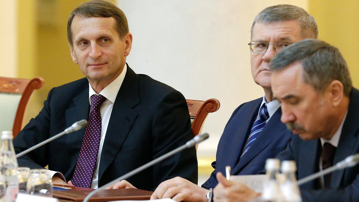   Пленарное заседание научно практической конференции на тему "К 150-летию судебной реформы в России: законодательная политика по совершенствованию судебной системы - история и современность"