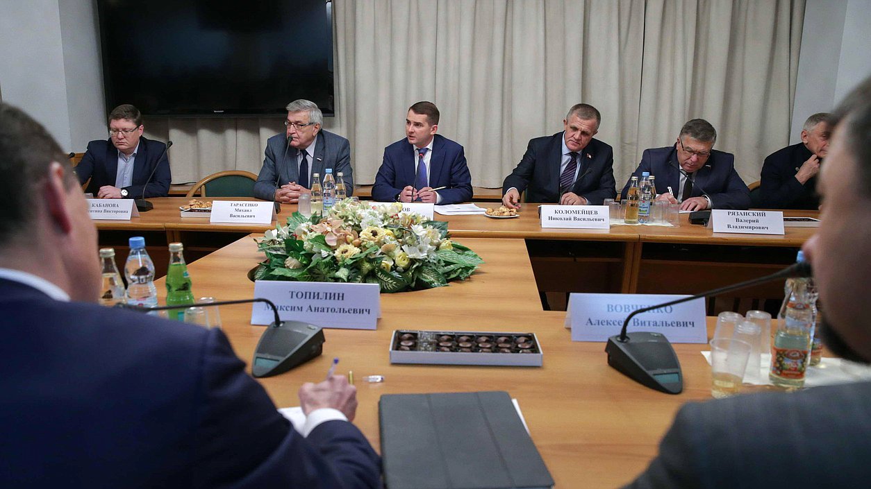 Заседание Комитета Государственной Думы по труду, социальной политике и делам ветеранов