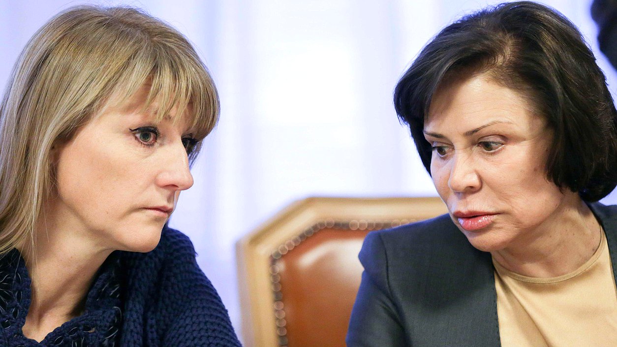 Members of the Committee on International Affairs Sveltana Zhurova and Irina Rodnina