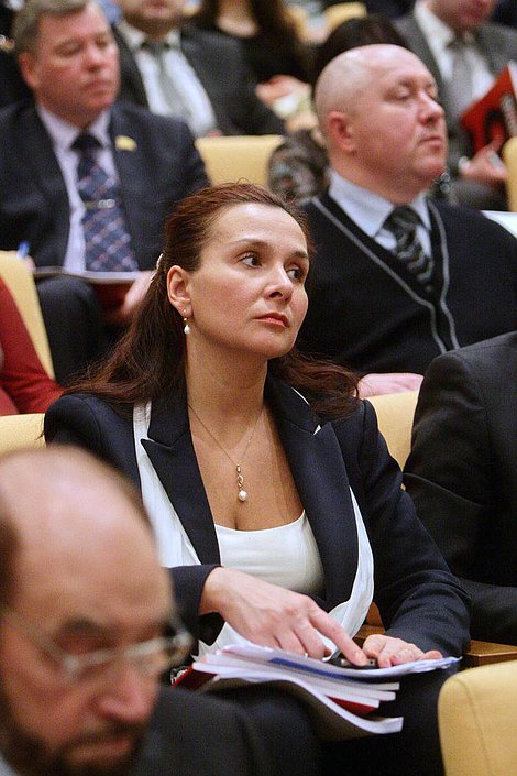 Парламентские слушания Комитета Государственной Дыму по федеративному устройству и вопросам местного самоуправления на тему "Вопросы реализации Федерального закона №131-ФЗ "Об общих принципах организации местного самоуправления в Российской Федерации" и задачи совершенствования федерального законодательства на новом этапе муниципального строительства".