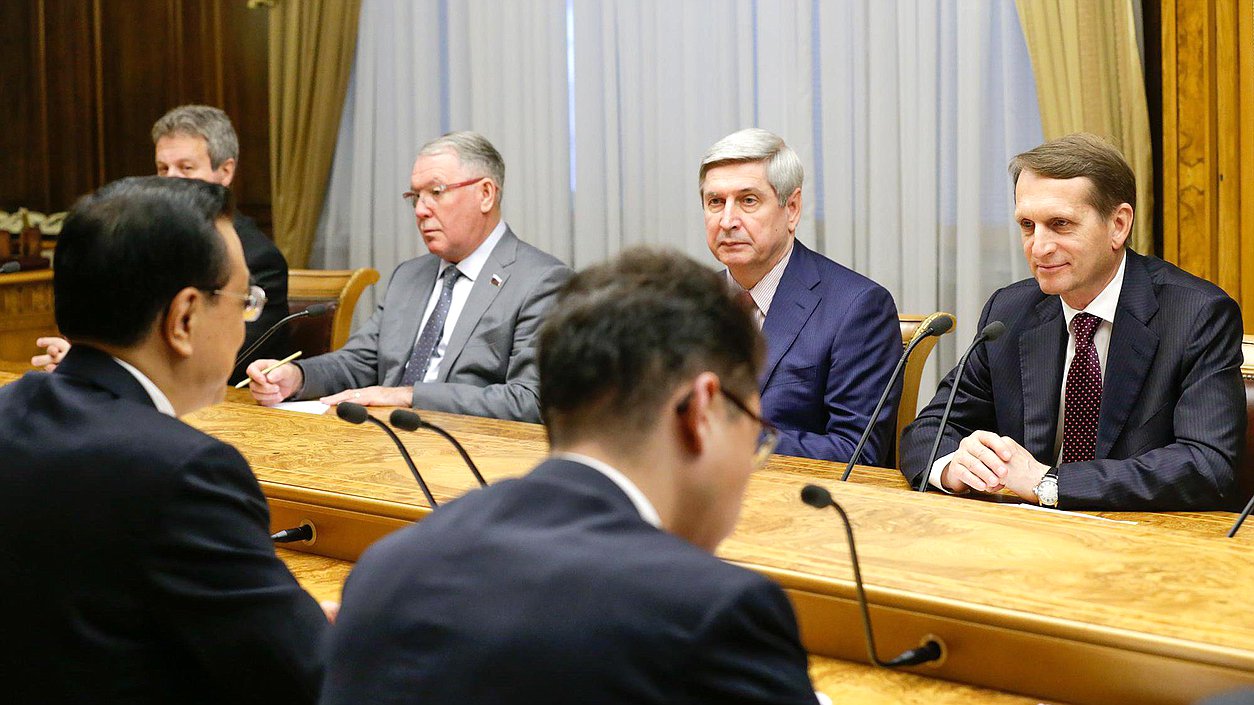   Председатель Государственной Думы Сергей Нарышкин провел встречу с Премьером Госсовета Китайской Народной Демократической Республики Ли Кэцяном.