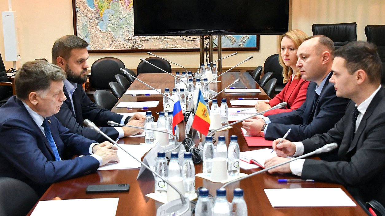 Встреча депутатской группы по связям с Парламентом Республики Молдова с вице-председателем Парламента Республики Молдова Владом Батрынчей