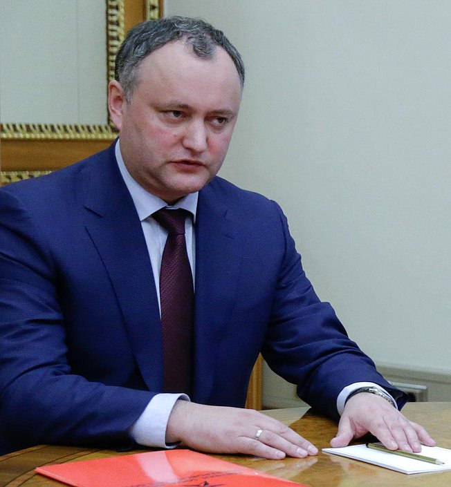 Встреча Председателем Государственной Думы Федерального Собрания Российской Федерации Сергея Нарышкина с Председателем Партии социалистов Республики Молдова Игорем Додоном и независимым кандидатом на выборах главы Автономного Территориального Образования Гагаузии Ириной Влах.