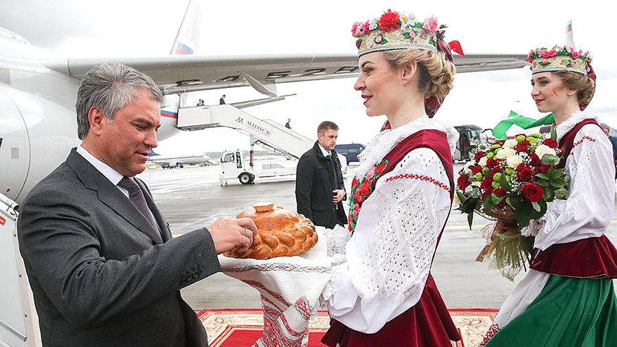 Председатель Государственной Думы Вячеслав Володин во время прибытия в г. Минск