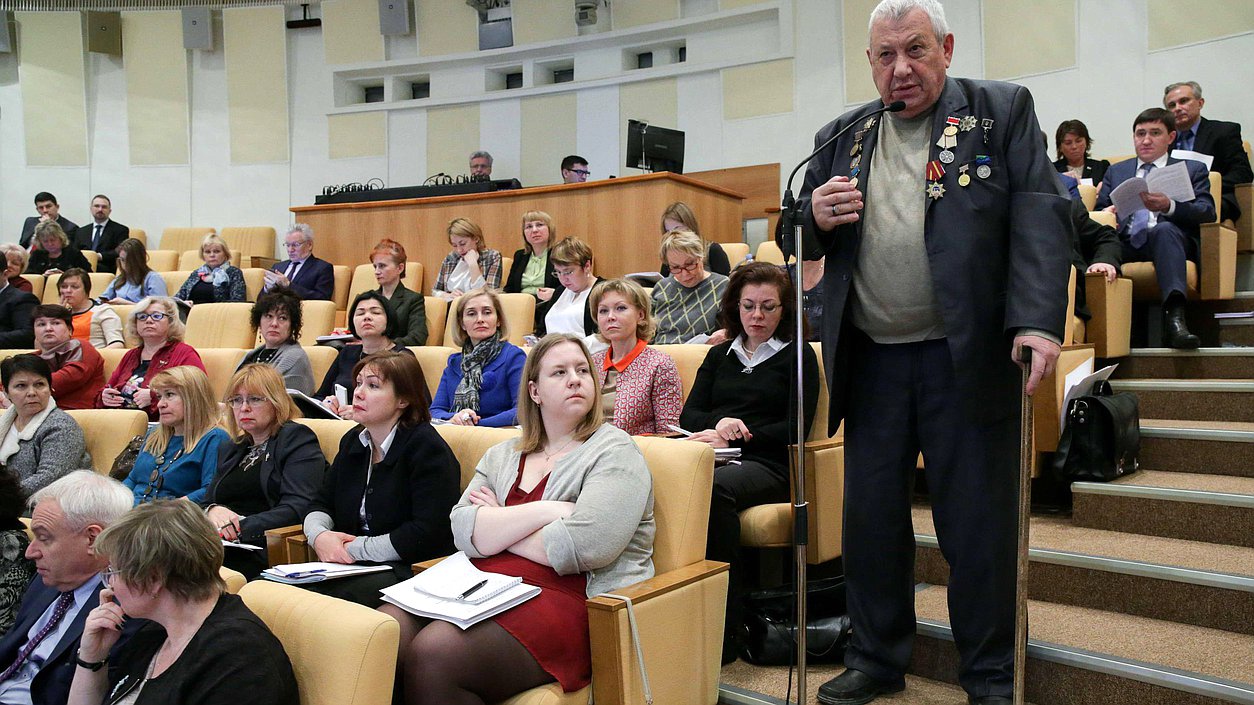 Парламентские слушания Комитета по охране здоровья на тему «Законодательное регулирование организации оказания медицинской помощи детям в школах и дошкольных учреждениях».