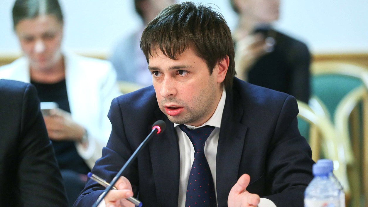 Заседание Комитета по природным ресурсам, собственности и земельным отношениям