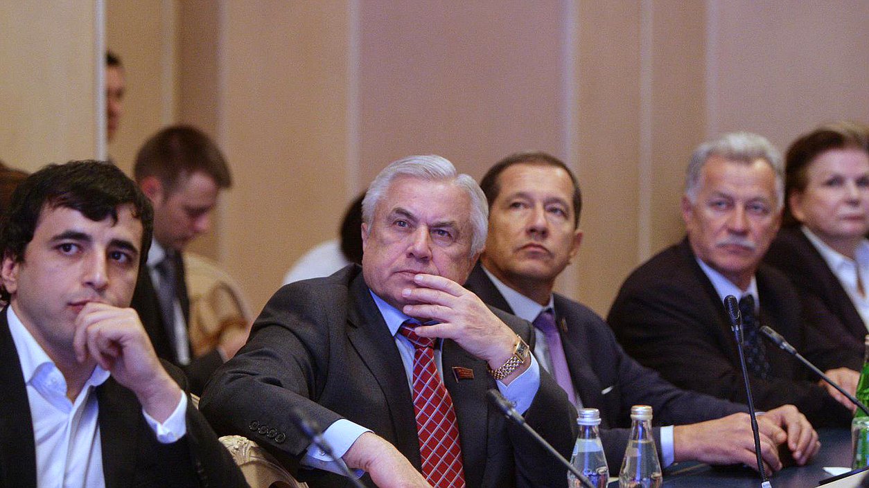   Встреча Первого заместителя Председателя Государственной Думы Ивана Мельникова и группы депутатов Государственной Думы с Послом Республики Куба в Российской Федерации Эмилио Лосада Гарсия.