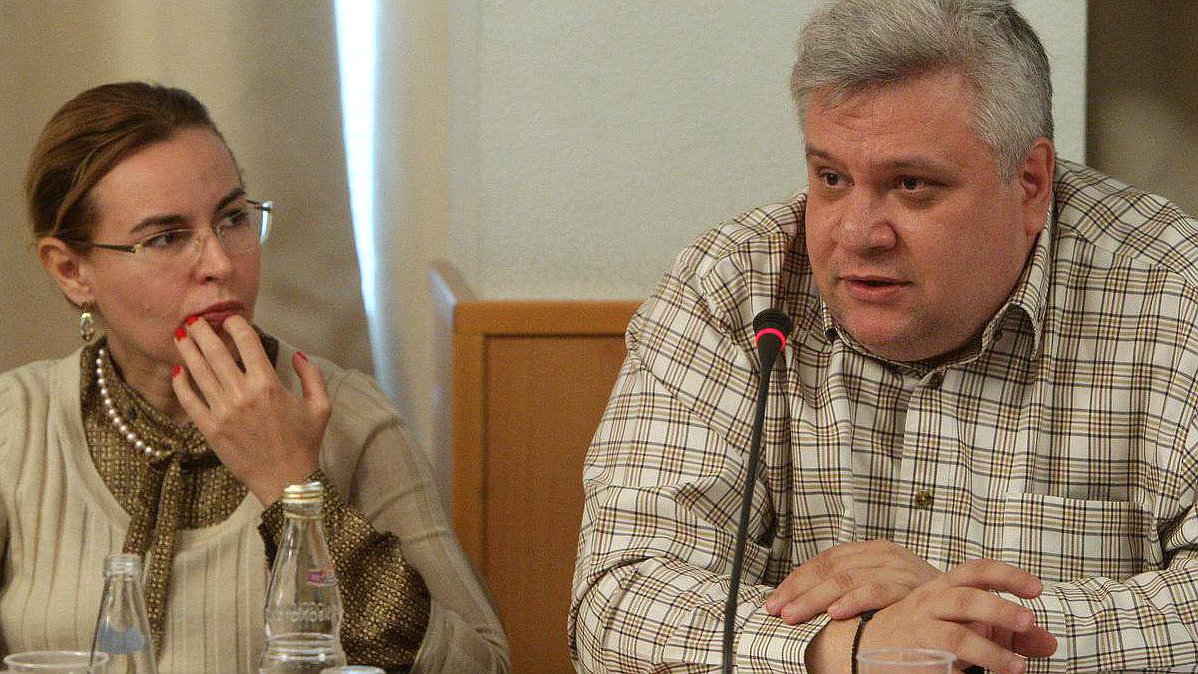 Расширенное заседание Комитета Государственной Думы по информационной политике, информационным технологиям и связи на тему "Исчезновение средств с SIM-карт граждан - хищение или технические ошибки?"