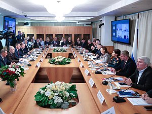 Торжественное собрание, приуроченное ко Дню отца с вручением награды общественного признания «Отец солдата»