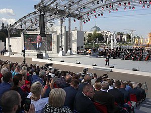 Праздничные мероприятия в Москве, посвященные Дню города и 80-летию ВДНХ