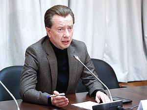 Первый заместитель Председателя Комитета по экологии, природным ресурсам и охране окружающей среды Владимир Бурматов