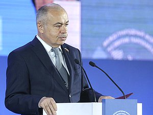Заместитель Председателя Совета Федерации Ильяс Умаханов