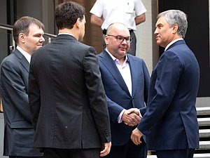 Председатель Государственной Думы Вячеслав Володин, Генеральный директор Информационного агентства России «ТАСС» Сергей Михайлов, директор «Фонда развития интернет-инициатив» (ФРИИ) Кирилл Варламов и Председатель Комитета по информационной политике, информационным технологиям и связи Леонид Левин. Сергей Бобылев/ТАСС