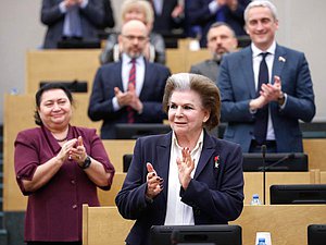 Член Комитета по международным делам Валентина Терешкова
