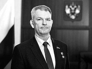 Александр Самокутяев