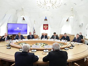 Встреча заместителя Председателя Государственной Думы Александра Бабакова с представителями ПАЧЭС