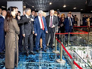 Chairman of the State Duma Vyacheslav Volodin and members of the State Duma delegation visited Beijing Urban Planning Exhibition Hall