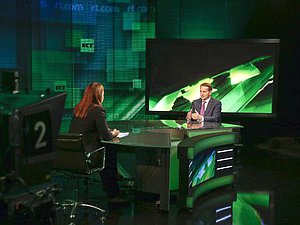 30 августа 2014 года, накануне поездки во Францию, Сергей Нарышкин ответил на вопросы журналистов телеканала Russia Today
