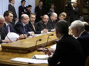 Сергей Нарышкин провел очередное заседание рабочей группы при Председателе Государственной Думы по правовому анализу законодательных процедур и принимаемых на Украине правовых актов 