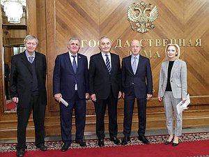 Встреча заместителя Председателя Государственной Думы Александра Бабакова с Генеральным секретарем ОЧЭС Лазэром Комэнеску