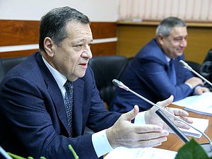Председатель Комитета по бюджету и налогам Андрей Макаров