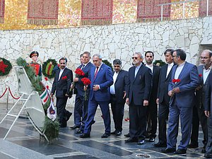 Wreath-laying ceremony of the delegation of the Iranian Majlis on Mamayev Kurgan/ author of the photo: Sergei Kuksin “Rossiyskaya Gazeta”
