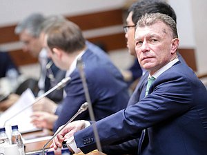 Председатель Комитета по экономической политике Максим Топилин