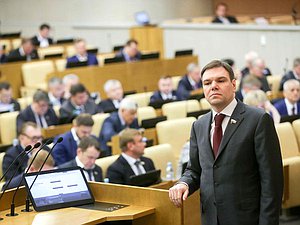 Председатель Комитета по информационной политике, информационным технологиям и связи Леонид Левин